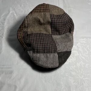 Daniel Cremieux Green and Brown Flat Cap